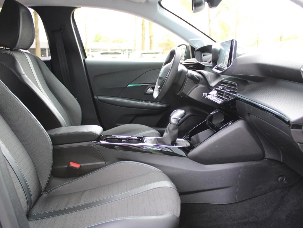 Peugeot 208 – foto 9
