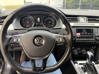 Volkswagen Passat – thumbnail 21