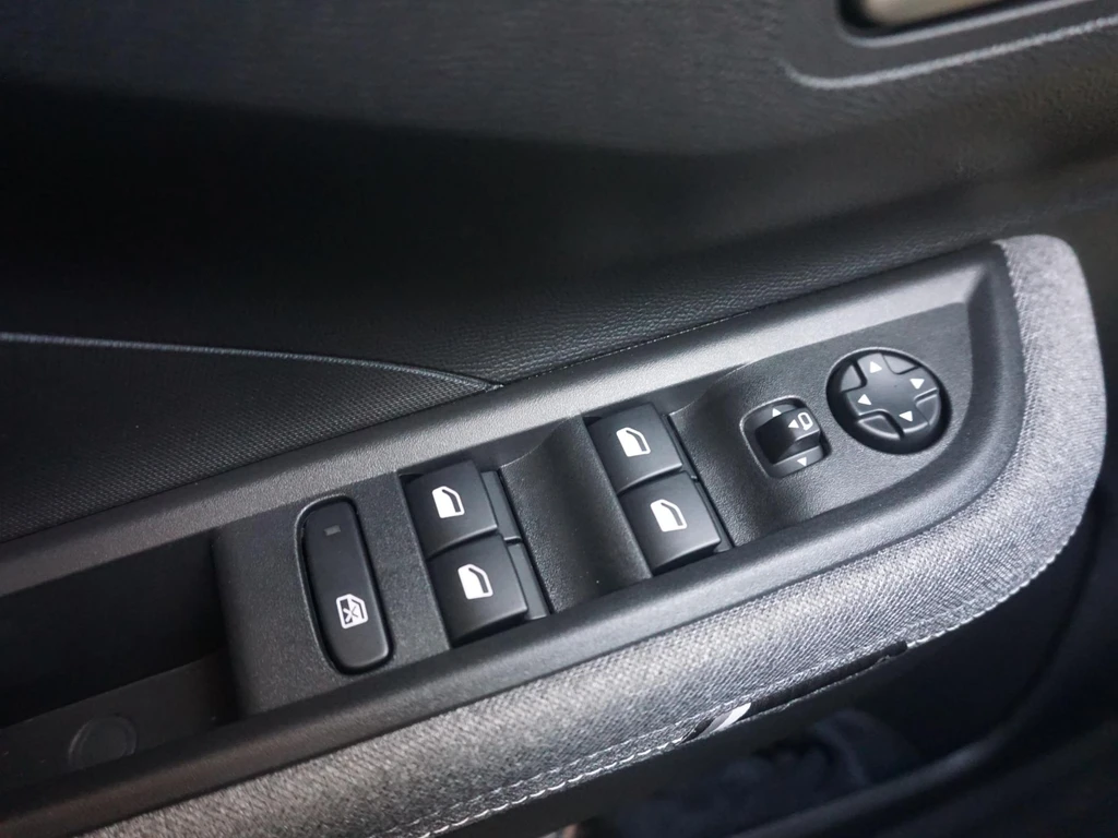 Opel Frontera – foto 14