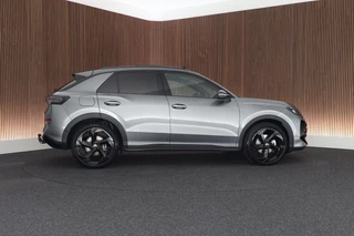 Volkswagen T-Roc – thumbnail 5