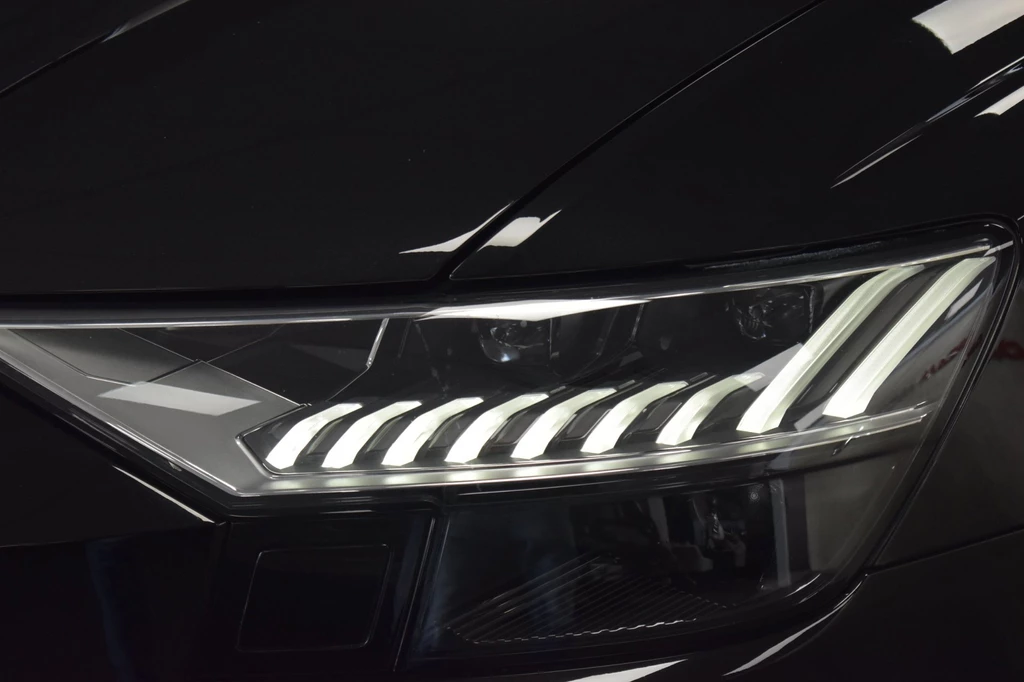 Audi Q8 – foto 13