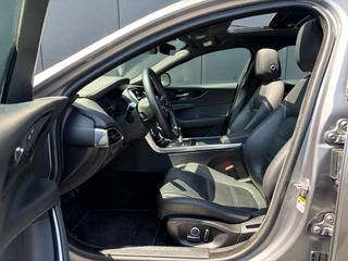 Jaguar XE – thumbnail 11