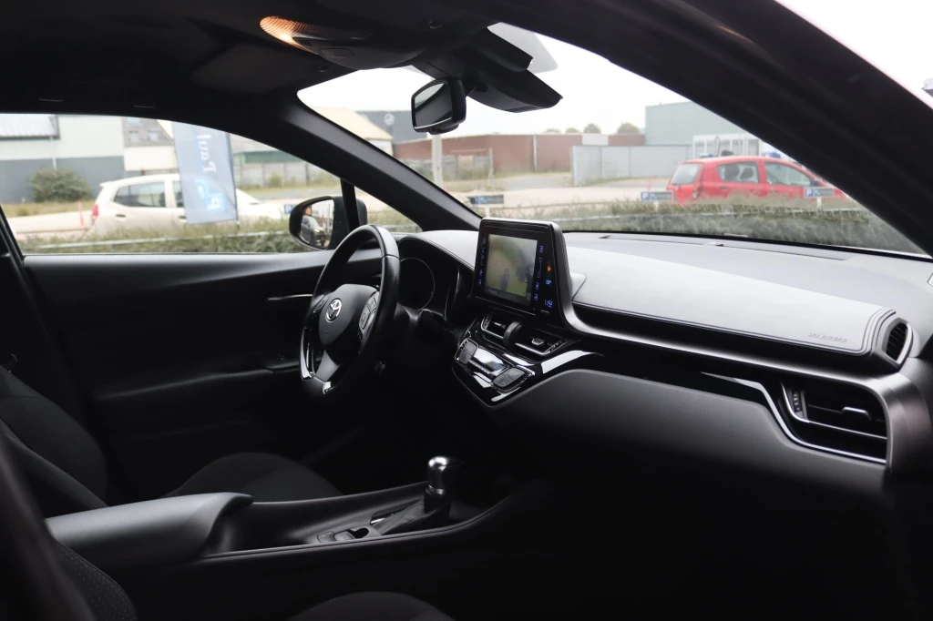 Toyota C-HR – foto 14