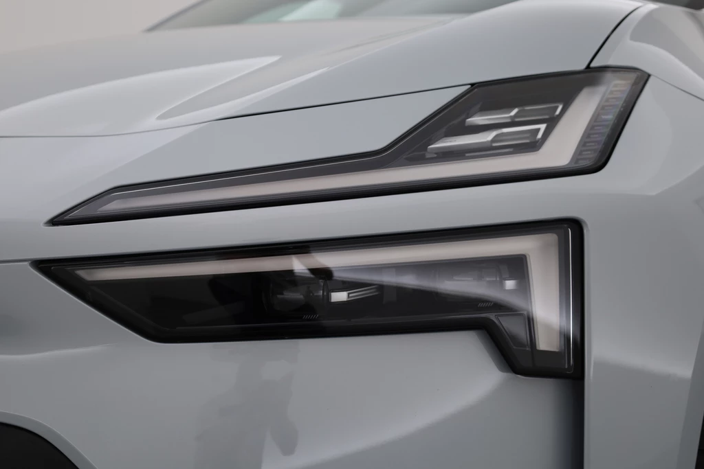 Polestar 4 – foto 53