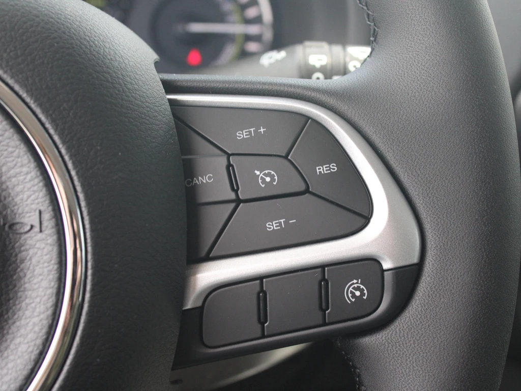 Jeep Renegade – foto 18