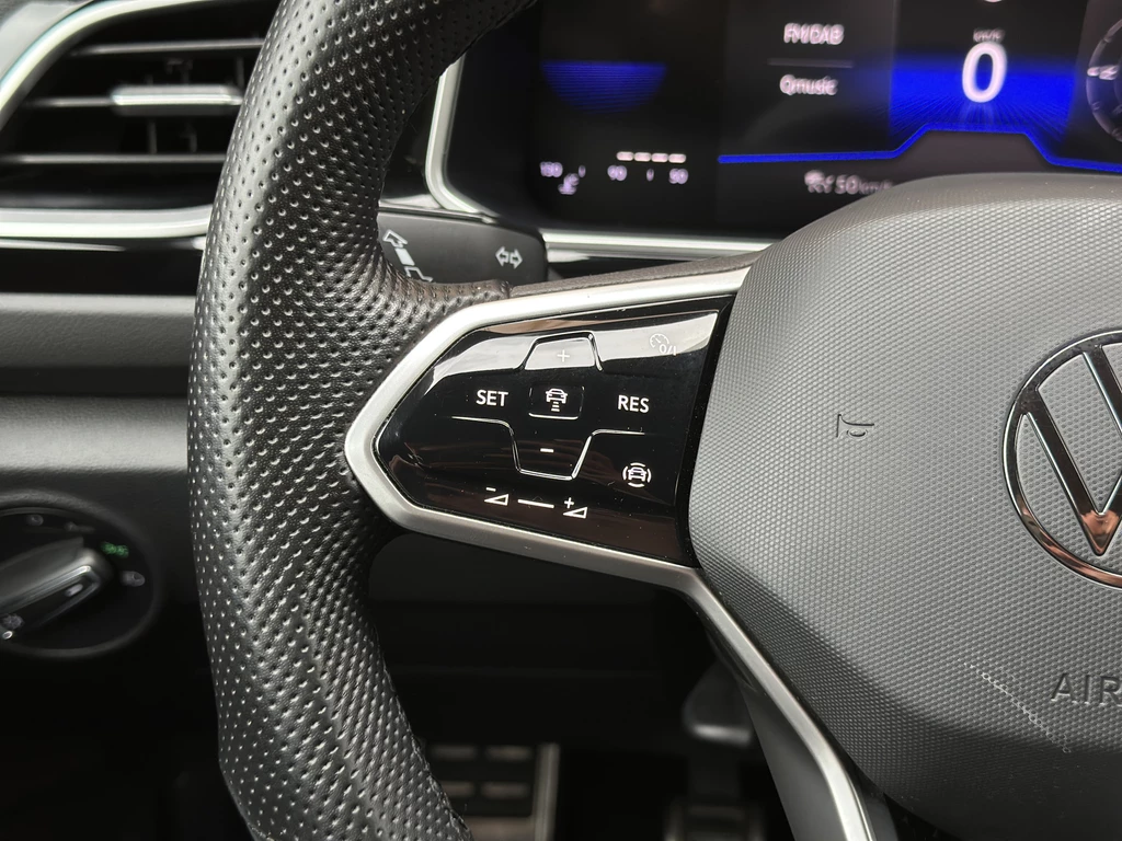 Volkswagen T-Roc – foto 12