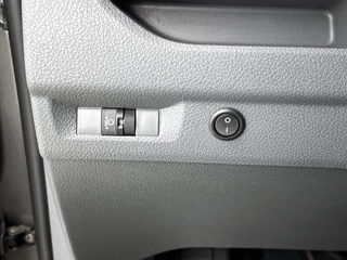Opel Vivaro – thumbnail 26