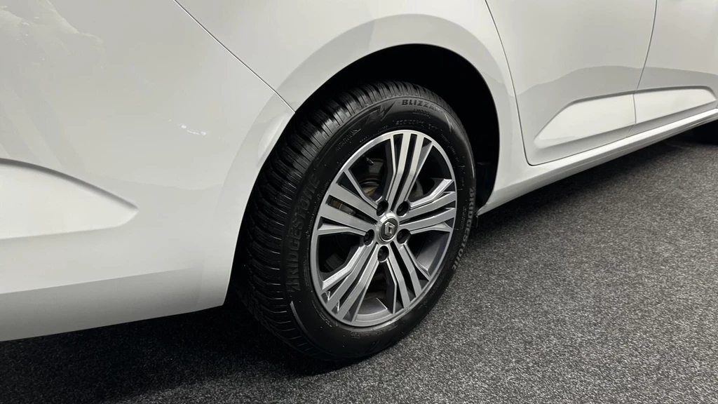 Renault Megane E-Tech – foto 15