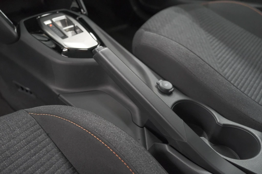 Peugeot 208 – foto 27
