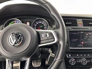 Volkswagen Golf – thumbnail 17
