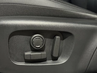 Land Rover Range Rover Evoque – thumbnail 30