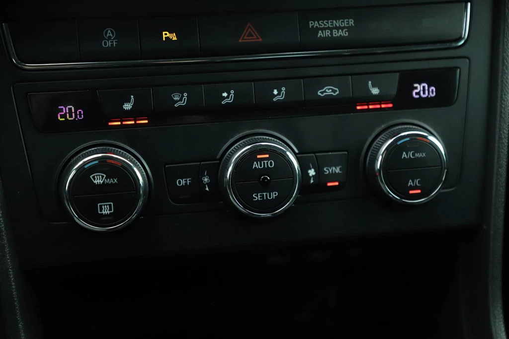 SEAT Leon – foto 12