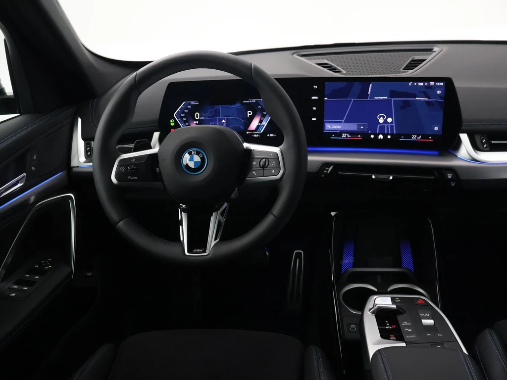 BMW iX1 – foto 8