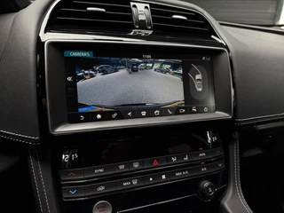 Jaguar F-PACE – thumbnail 18