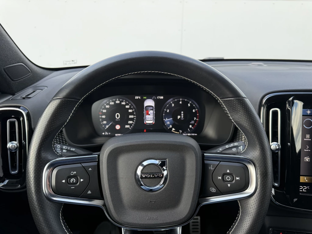 Volvo XC40 – foto 16