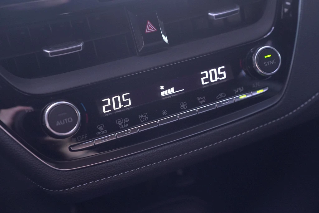 Toyota Corolla Touring Sports – foto 31