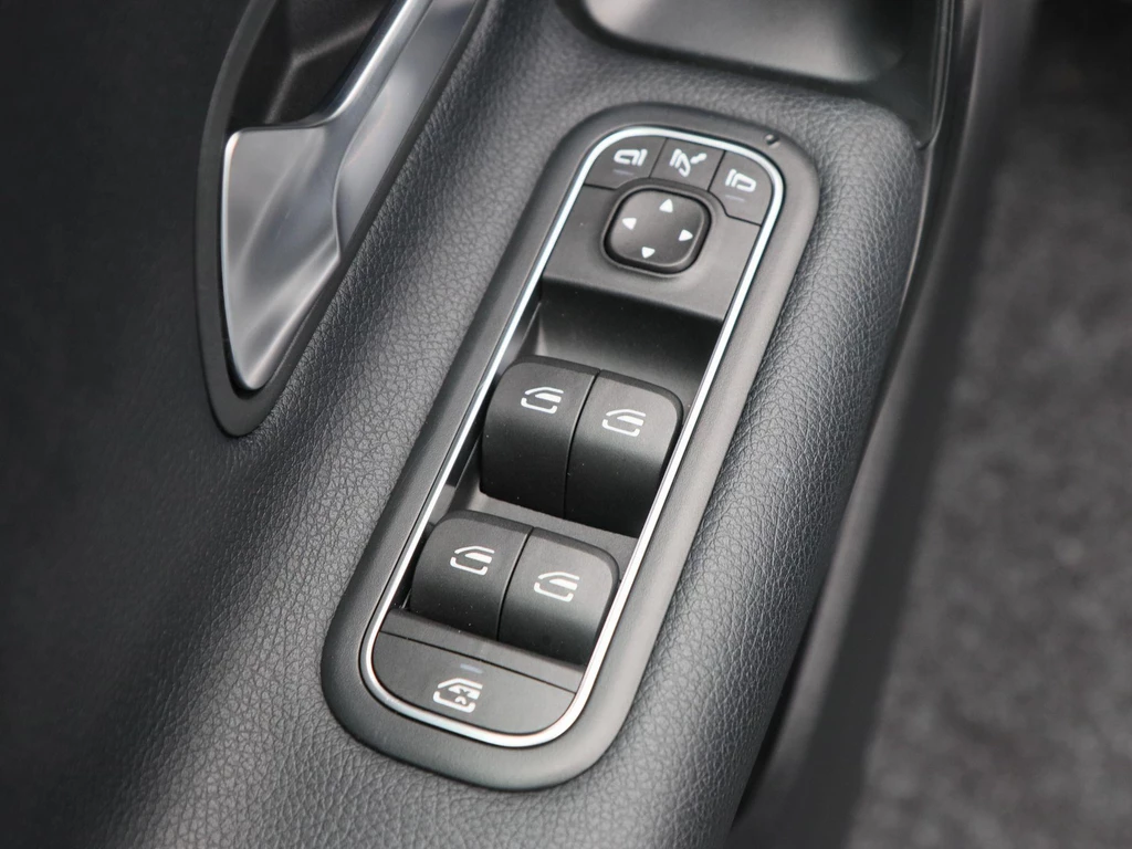 Mercedes-Benz CLA – foto 17