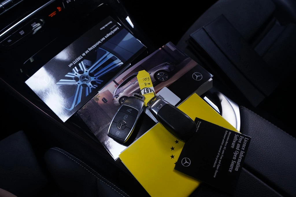 Mercedes-Benz EQC – foto 59
