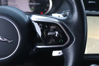 Jaguar E-PACE – thumbnail 39
