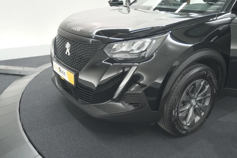 Peugeot 2008 PureTech 130 EAT8 Active Pack | Trekhaak | Camera | Navigatie | Parkeersensoren | Apple Carplay