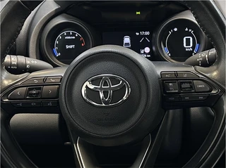 Toyota Yaris – thumbnail 7