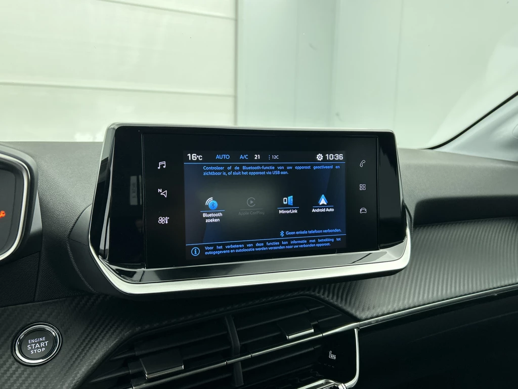 Peugeot 208 – foto 12