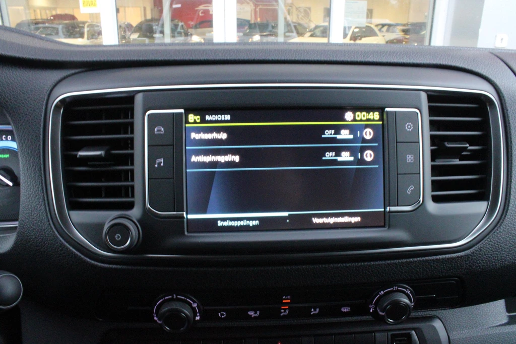 Peugeot e-Expert – foto 18