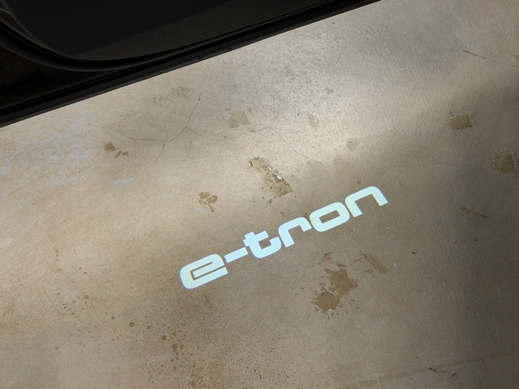 Audi e-tron – foto 21