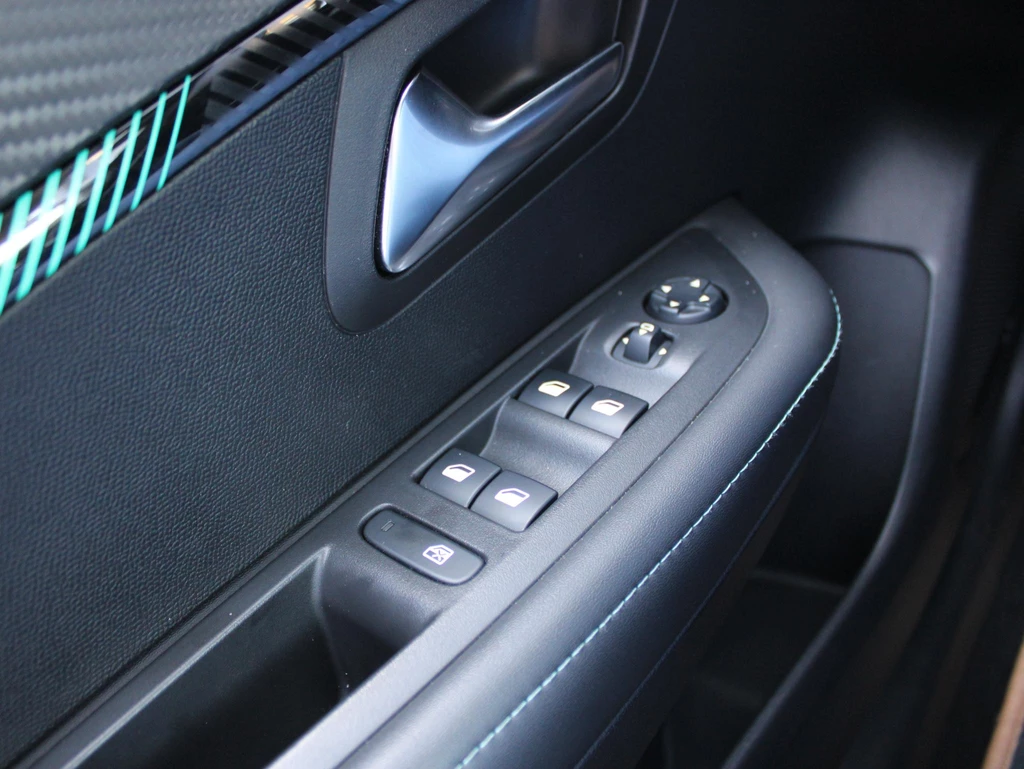 Peugeot 208 – foto 21