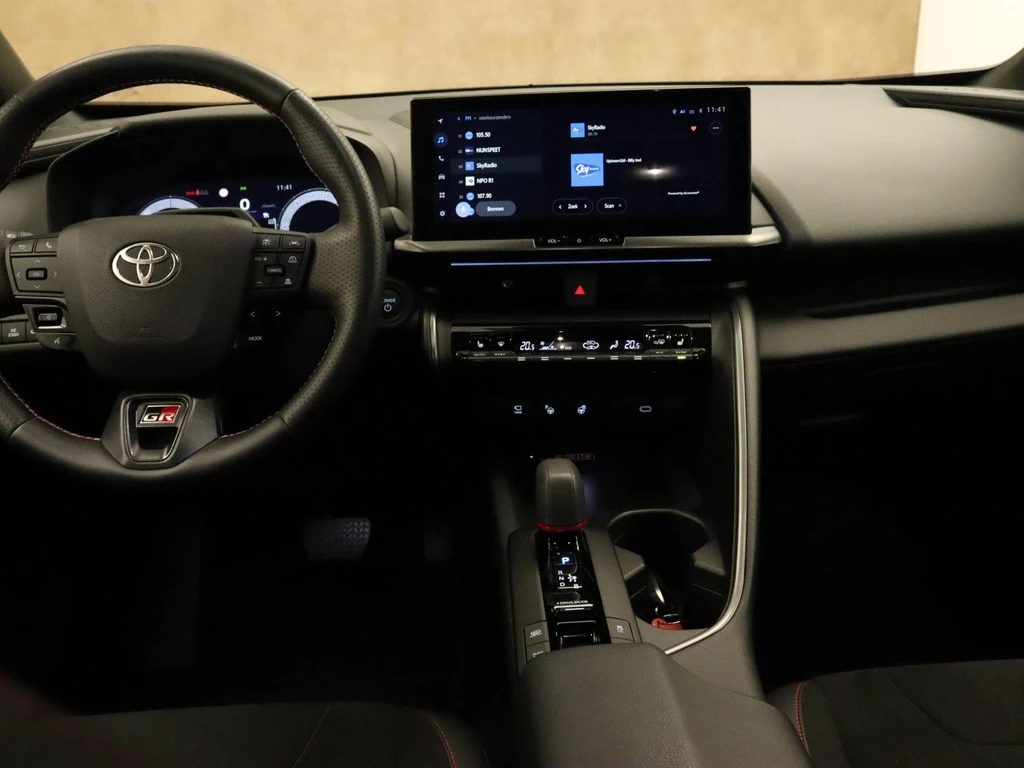 Toyota C-HR – foto 15