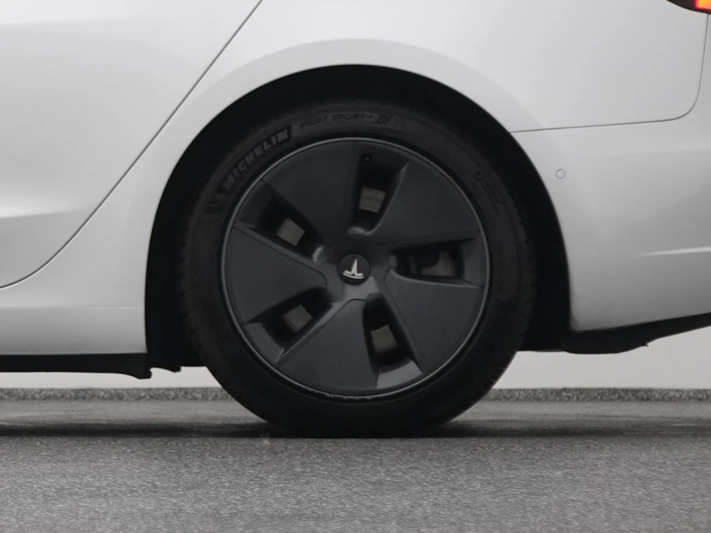 Tesla Model 3 – foto 41