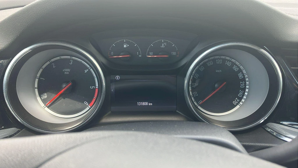 Opel Insignia – foto 17
