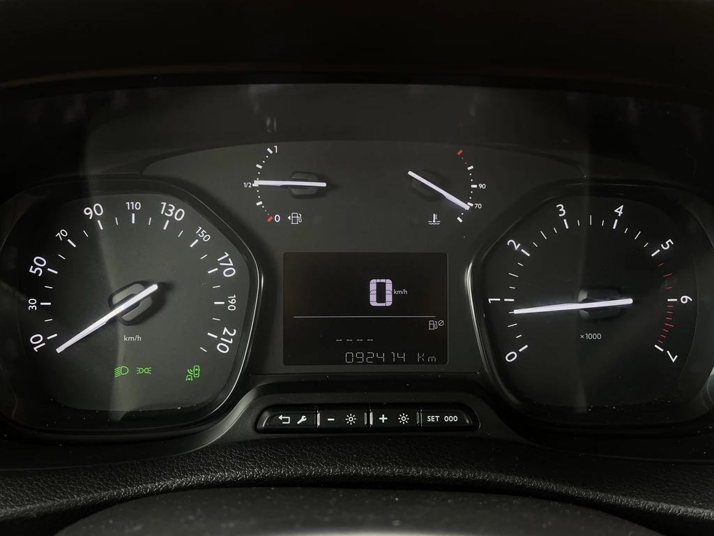 Opel Vivaro – foto 15