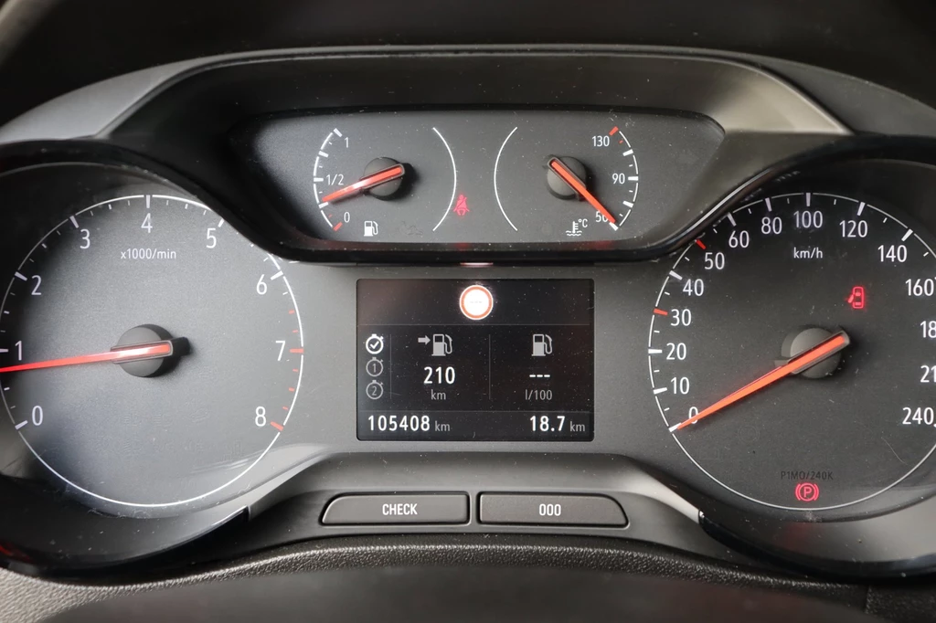 Opel Crossland X – foto 12