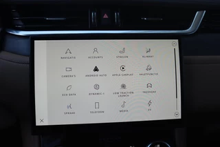 Jaguar F-PACE – thumbnail 33