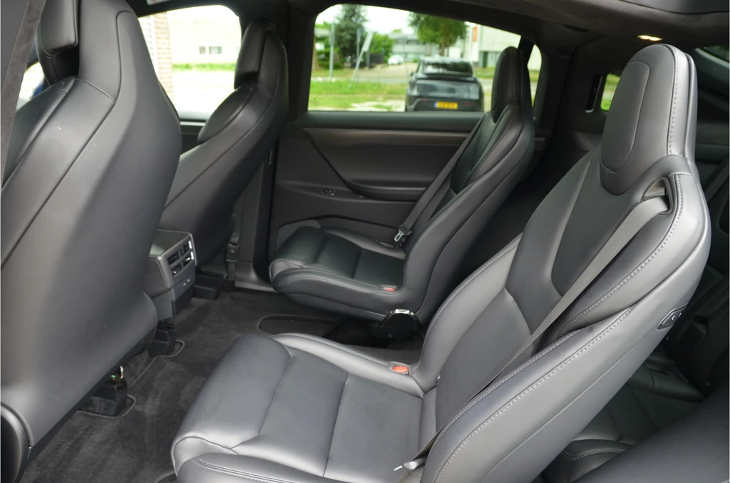 Tesla Model X – foto 14