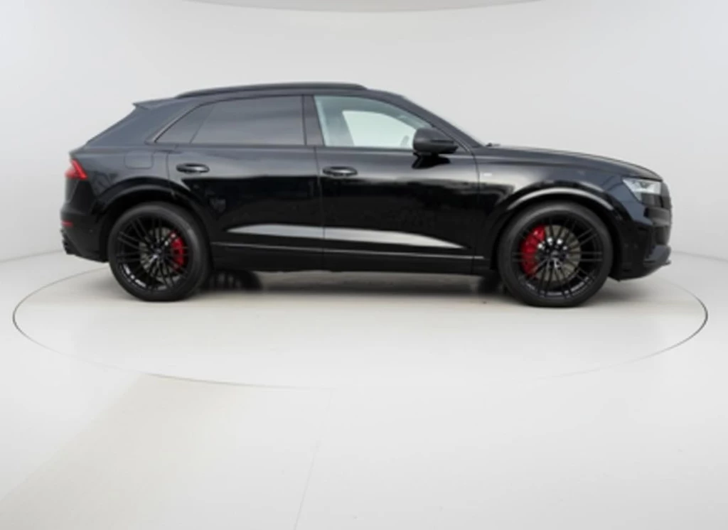 Audi Q8 – foto 9