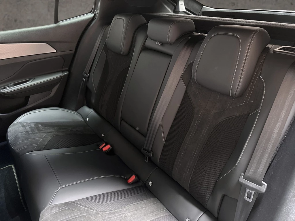 Peugeot 408 – foto 13