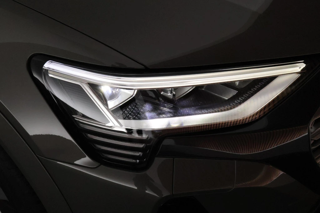 Audi Q8 e-tron – foto 42