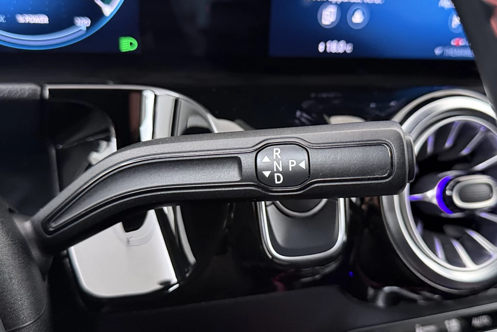 Mercedes-Benz EQA – foto 22