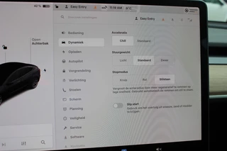 Tesla Model 3 – thumbnail 13