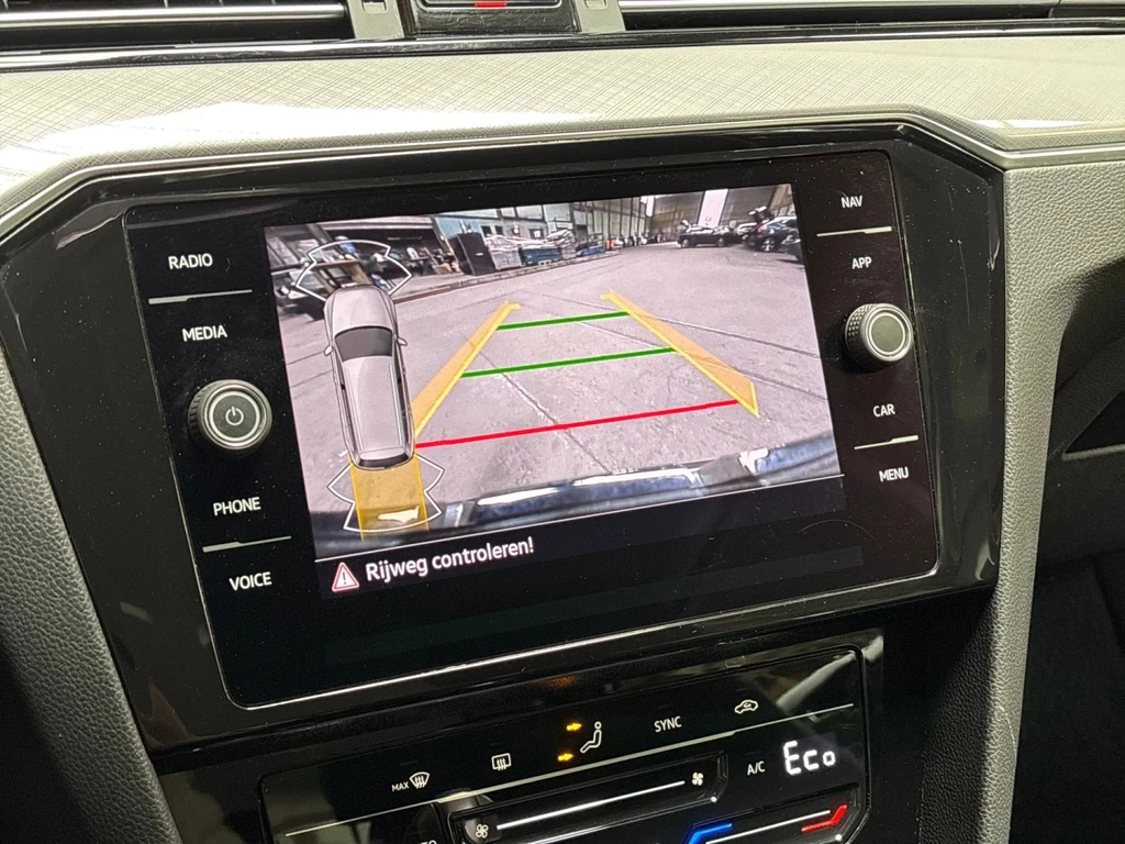 Volkswagen Passat – foto 13