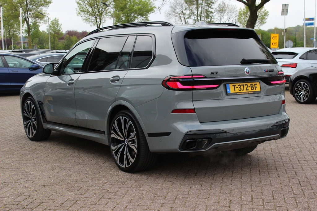 BMW X7 – foto 3