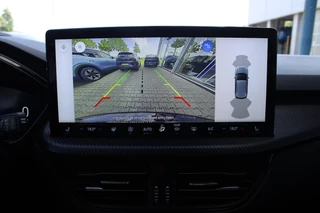 Ford Kuga – thumbnail 32