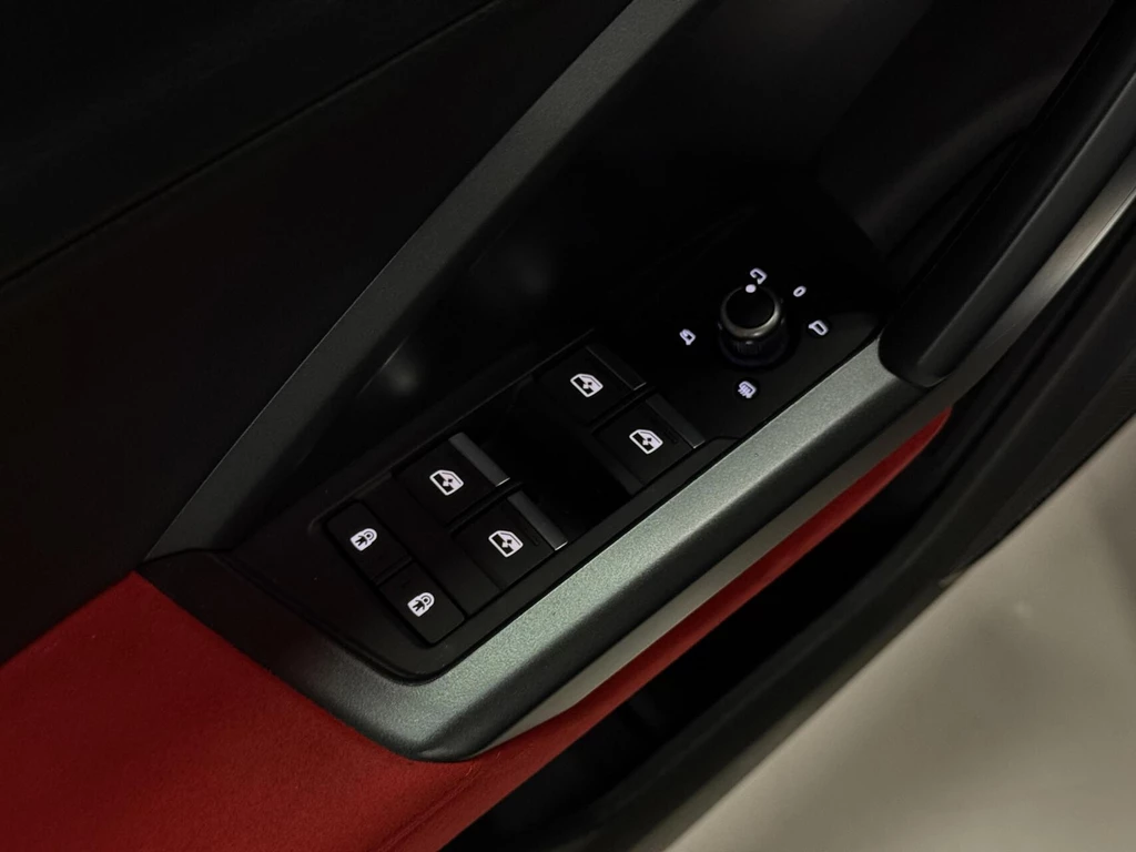 Audi RSQ3 – foto 15