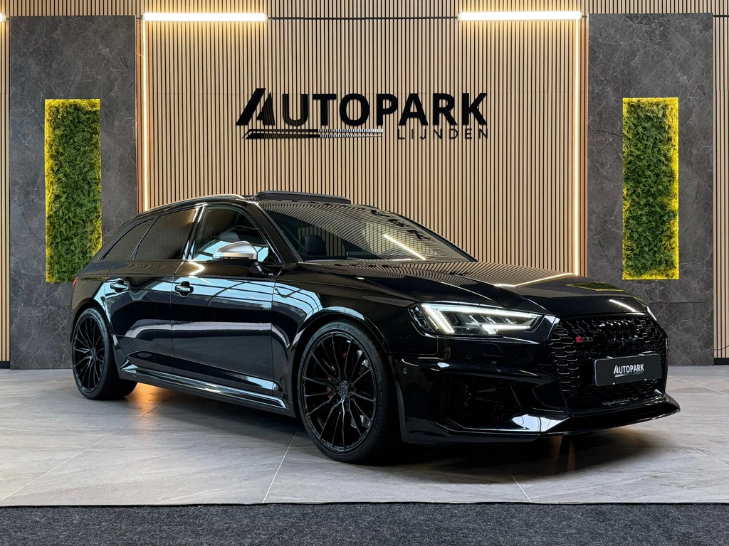 Audi RS4 – foto 7