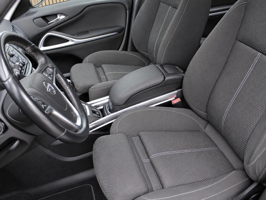 Opel Zafira Tourer – foto 13