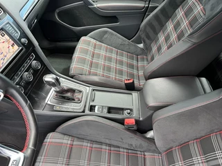 Volkswagen Golf – thumbnail 25
