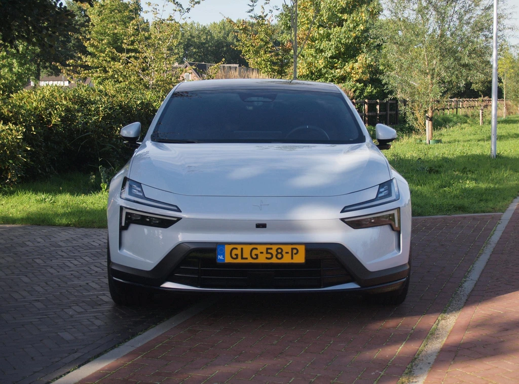 Polestar 4 – foto 10