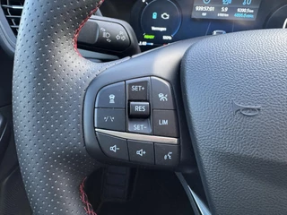 Ford Kuga – thumbnail 10
